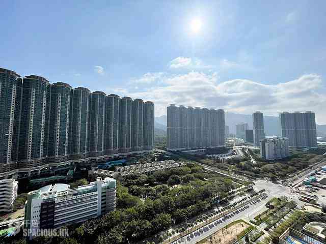 Tung Chung - Century Link Phase 1 Tower 6A 01