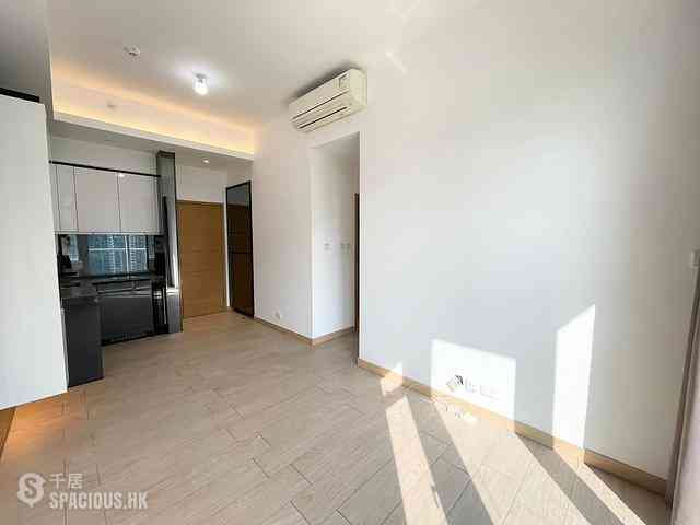 Tung Chung - Century Link Phase 1 Tower 6A 03