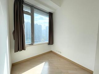 Tung Chung - Century Link Phase 1 Tower 6A 06