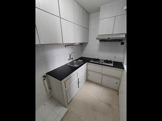 Mid Levels West - Euston Court 04