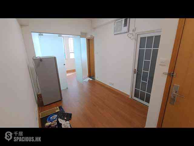 Sai Ying Pun - 301, Queen's Road West 02