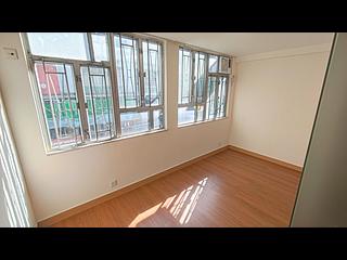Sai Ying Pun - 301, Queen's Road West 04