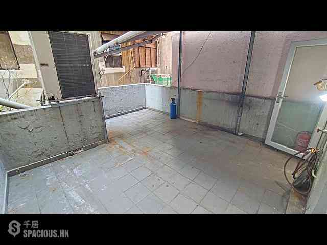 Sai Ying Pun - 301, Queen's Road West 08