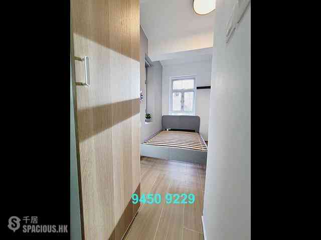 Soho - 24, Elgin Street 04