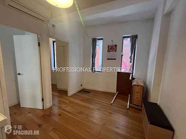 Soho - 29-31, Bridges Street 01