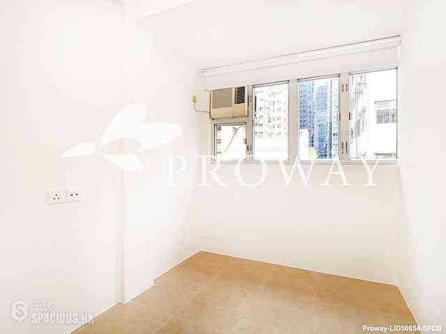 Poho - 152-154, Hollywood Road 06