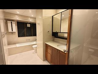 Mid Levels East - 84, Bamboo Grove 02