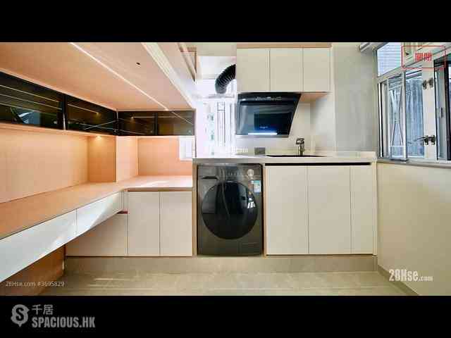 Causeway Bay - Lockhart House 03