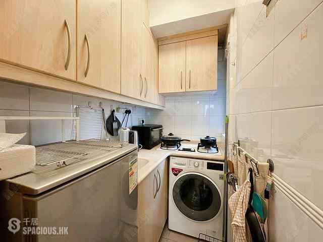 Wan Chai - 112, Johnston Road 06