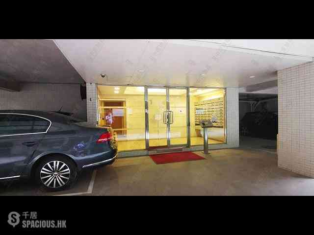 Wan Chai - Phoenix Court Block 1 02