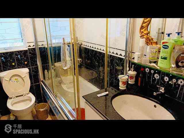 Wan Chai - Phoenix Court Block 1 05