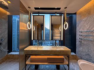 Mid Levels West - The Legacy Phase 2 Tower 1 03