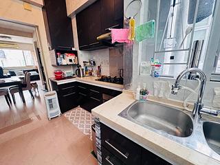 Pok Fu Lam - Sunlight Court Block B 05