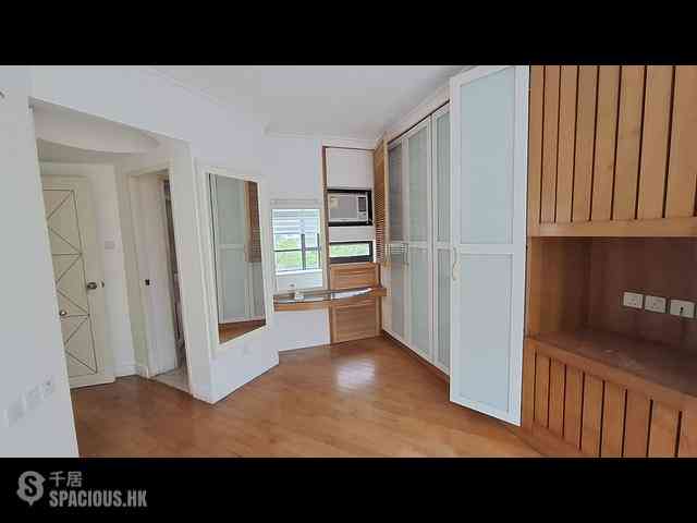 Tai Wai - Parc Royale Block 11 03