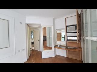 Tai Wai - Parc Royale Block 11 04