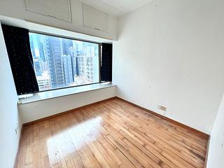 Wan Chai - The Zenith 09