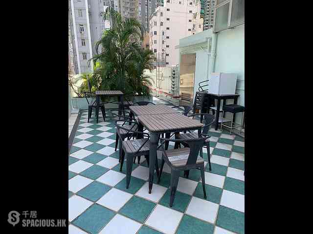 Wan Chai - Kam Tak Mansion 01