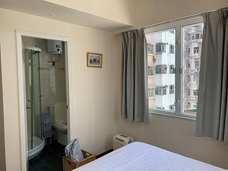 Wan Chai - Kam Tak Mansion 03