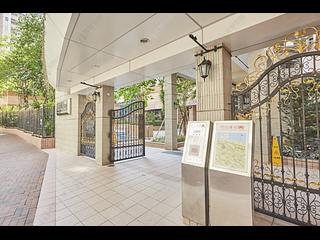 Sheung Wan - Queen's Terrace Block 3 06