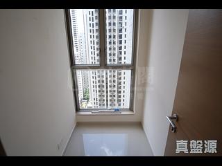 Sai Ying Pun - Island Crest Block 1 07