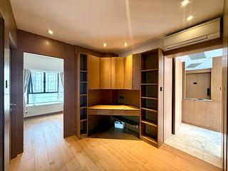Mid Levels Central - Yukon Court 22