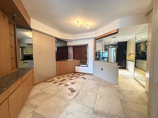 Mid Levels Central - Yukon Court 13