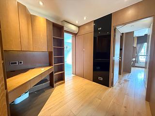 Mid Levels Central - Yukon Court 23