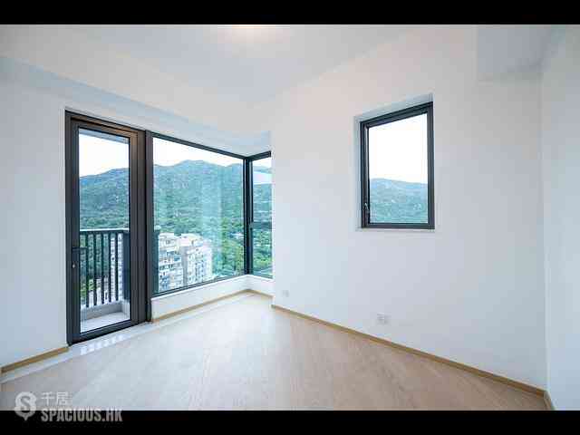 Gold Coast / So Kwun Wat - Mori 01