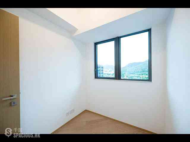 Gold Coast / So Kwun Wat - Mori 03
