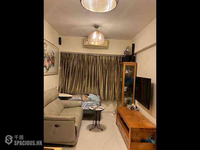 Wan Chai - Silvervale Mansion 01