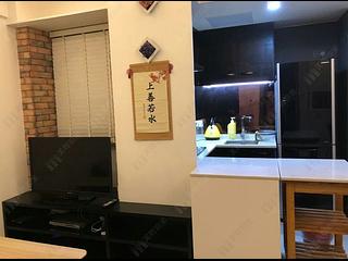 Wan Chai - Wai Lun Building 04