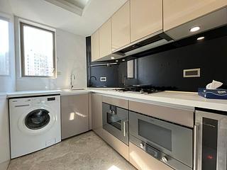Sai Ying Pun - The Nova 08