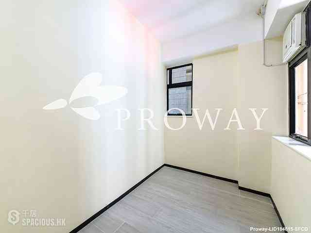 Causeway Bay - Hing Yue Mansion 07