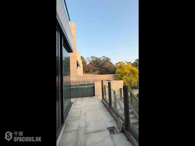 Siu Lam - Peak Castle 03
