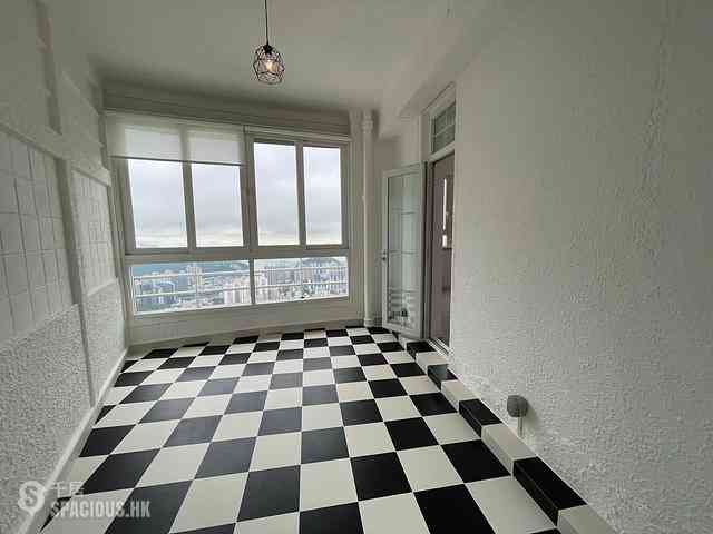 The Peak - La Hacienda Block A 07