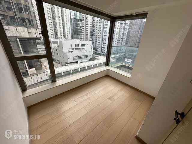 Fortress Hill - Harbour Glory Block 5 07