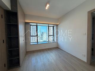 Mid Levels Central - Peach Blossom 03