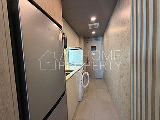 Mid Levels Central - Peach Blossom 07