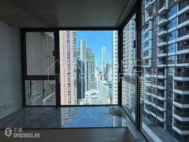 Mid Levels Central - Peach Blossom 09