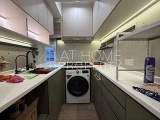 Sai Ying Pun - Yue Sun Mansion 07