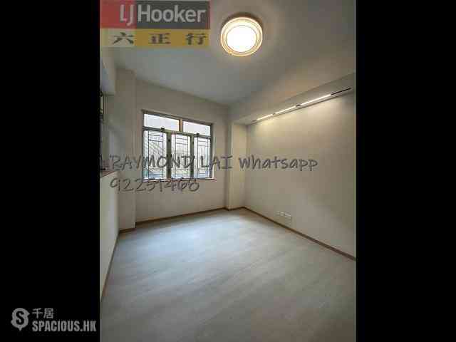 Sai Ying Pun - 1E, High Street 09