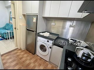 Sai Ying Pun - Kwan Yick Building 04