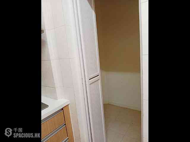 Causeway Bay - Hyde Park Mansion 07
