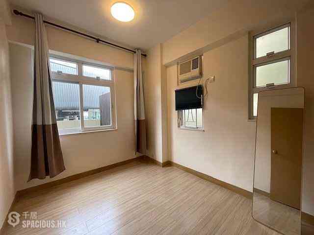 Shek Tong Tsui - Chester Court 03
