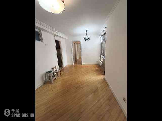 Quarry Bay - Nan Fung Sun Chuen Block 9 01