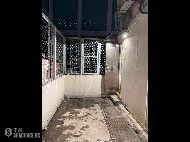 Wan Chai - Wai Hay Mansion 01