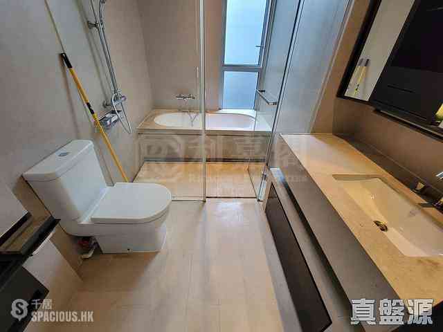 Clear Water Bay - Mount Pavilia Block 1 03
