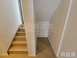 Clear Water Bay - Mount Pavilia Block 1 05