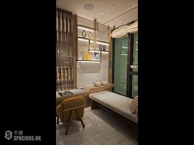 Central - Central Residence by the Park 01