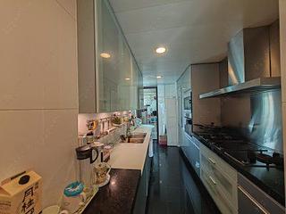 Tai Hang - The Legend Block 2 13